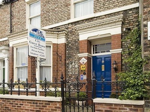 City Guest House ヨーク エクステリア 写真